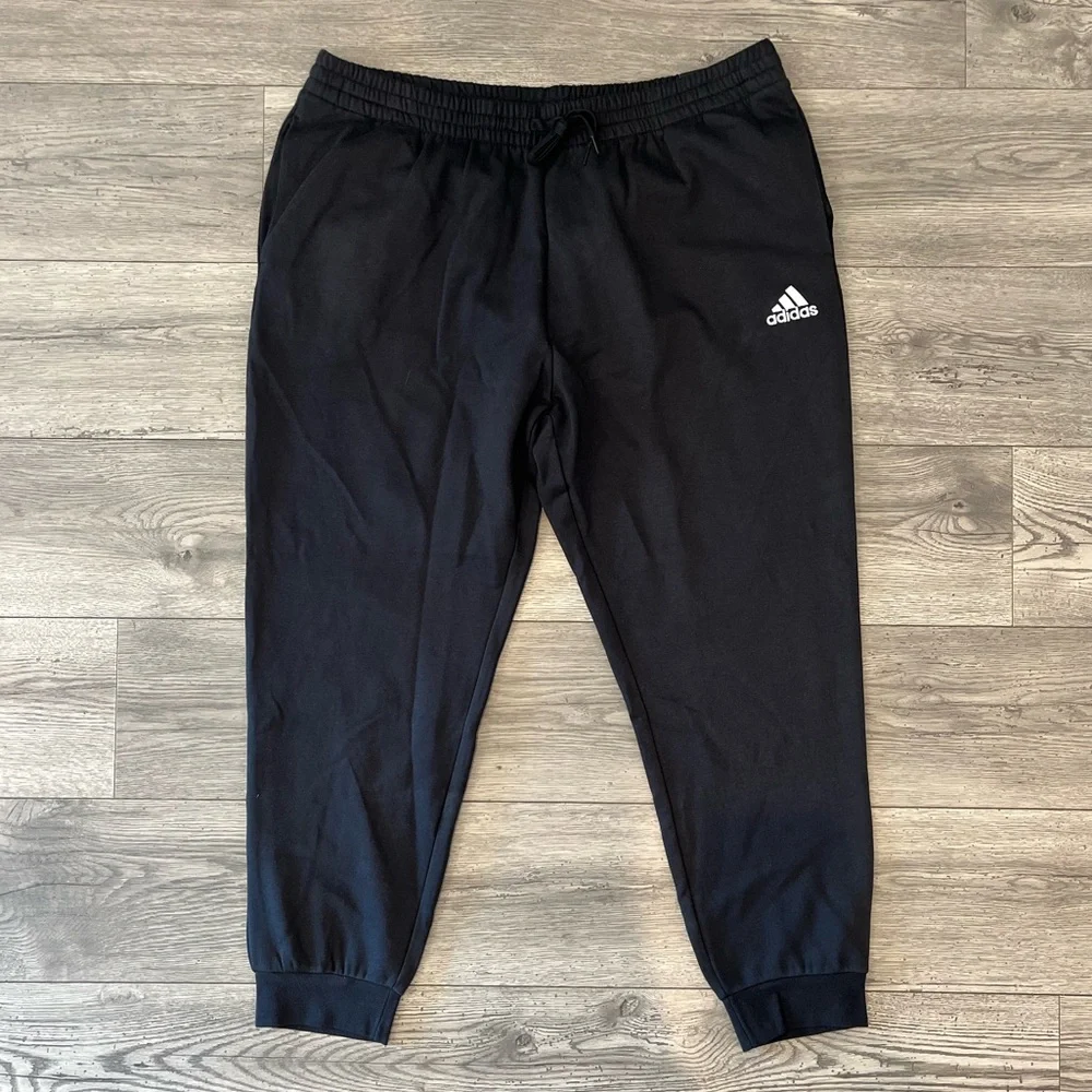 Adidas Men’s Essentials Regular Fit Jogger Feel Cozy Pants Tapered Leg Black 2XL